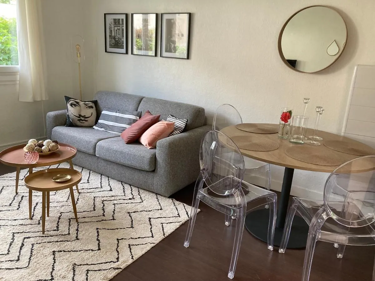 50 M2 T2 Au Calme, Lumineux, Confortable, Cosy, Climatise, Privatif Avec Parking Gratuit Et Terrasse トゥールーズ 0*,  フランス